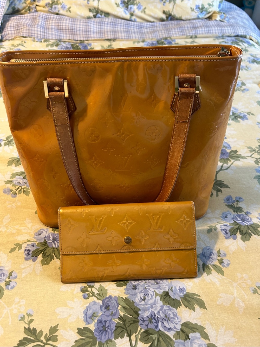 Louis Vuitton Amber Vernis Patent Tote with Matching Wallet